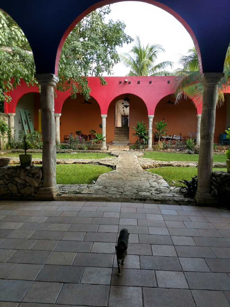 Hotel Tunich Beh