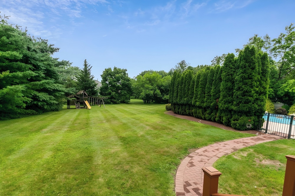 Hot Tub & Pool: Family Home 5 Mi to Princeton!