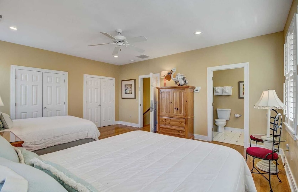 103 Grand Pavilion by Avantstay Steps to Beach!