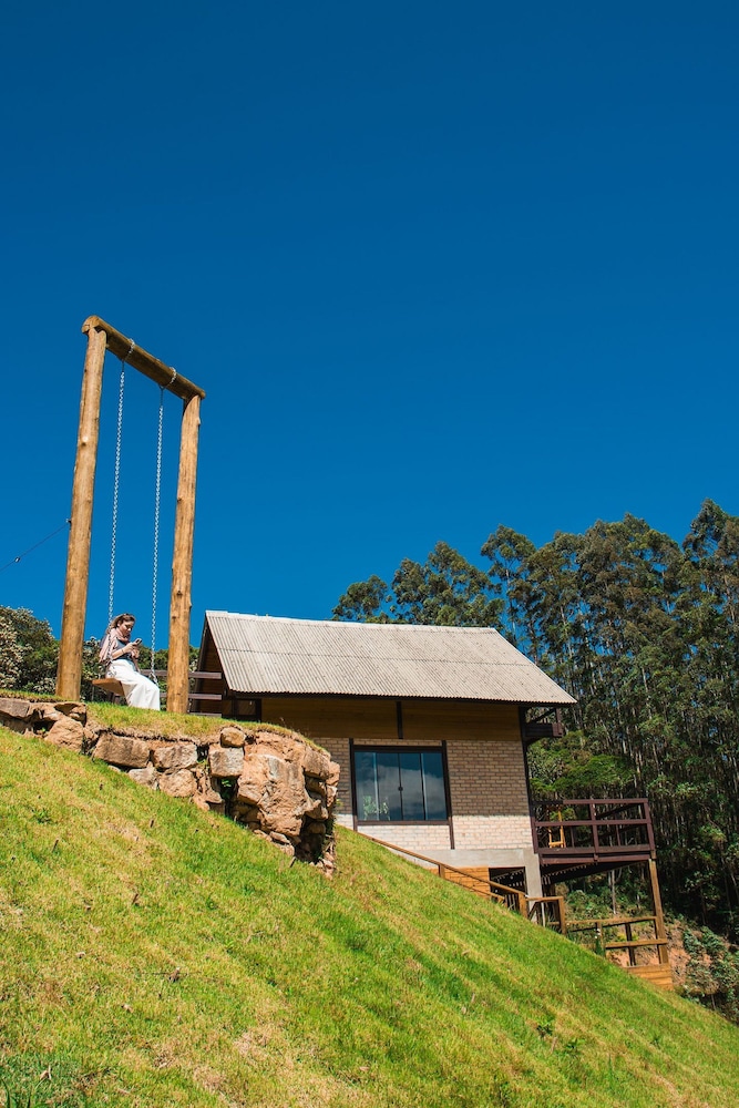 Prana Chalé com Hidromassagem na Serra