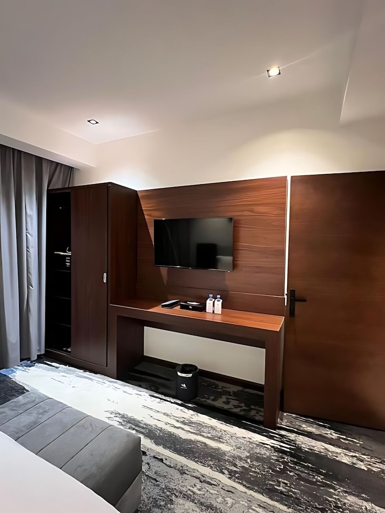Kayan Serviced Apartments