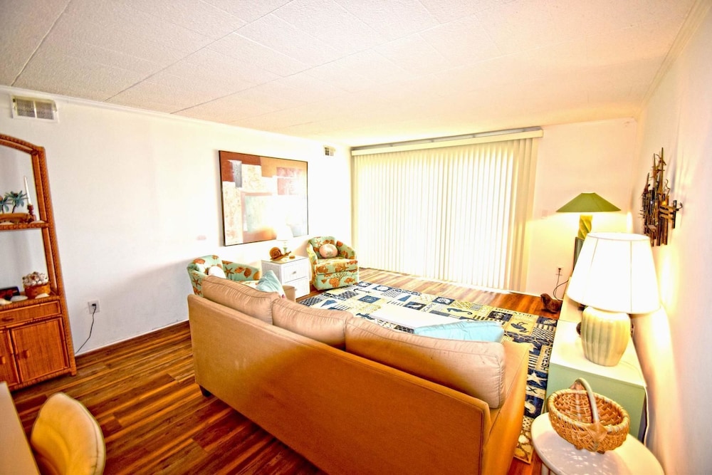 Ocean Hideaway 202