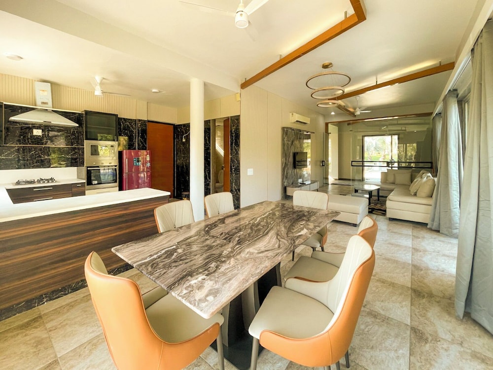 Kings Villa