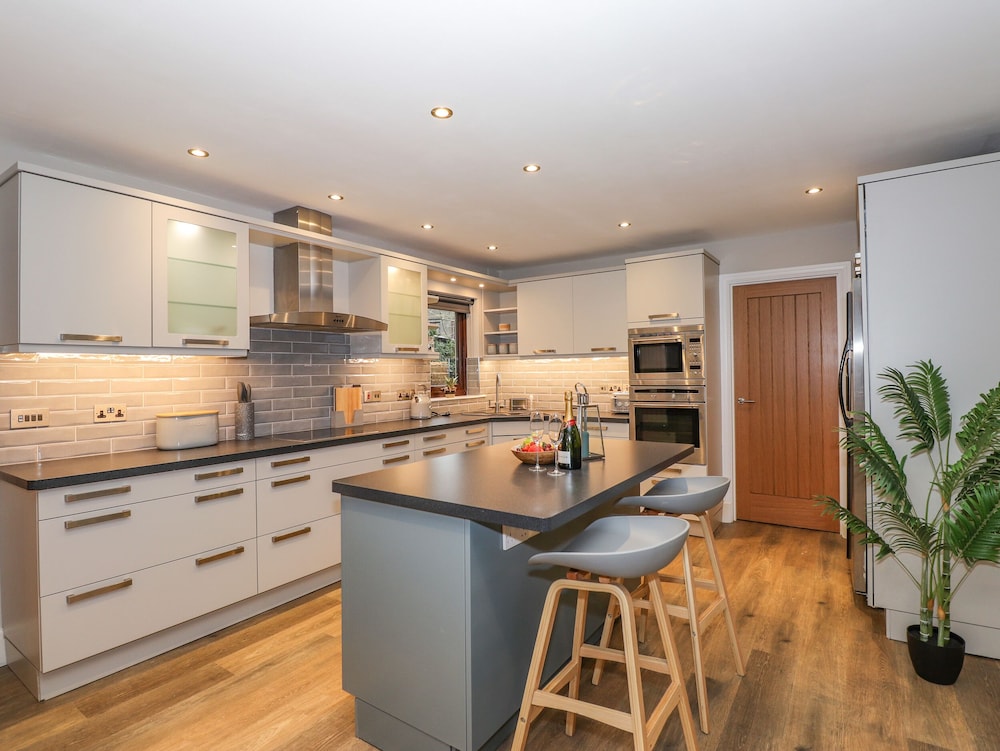 Crooklands Cottage