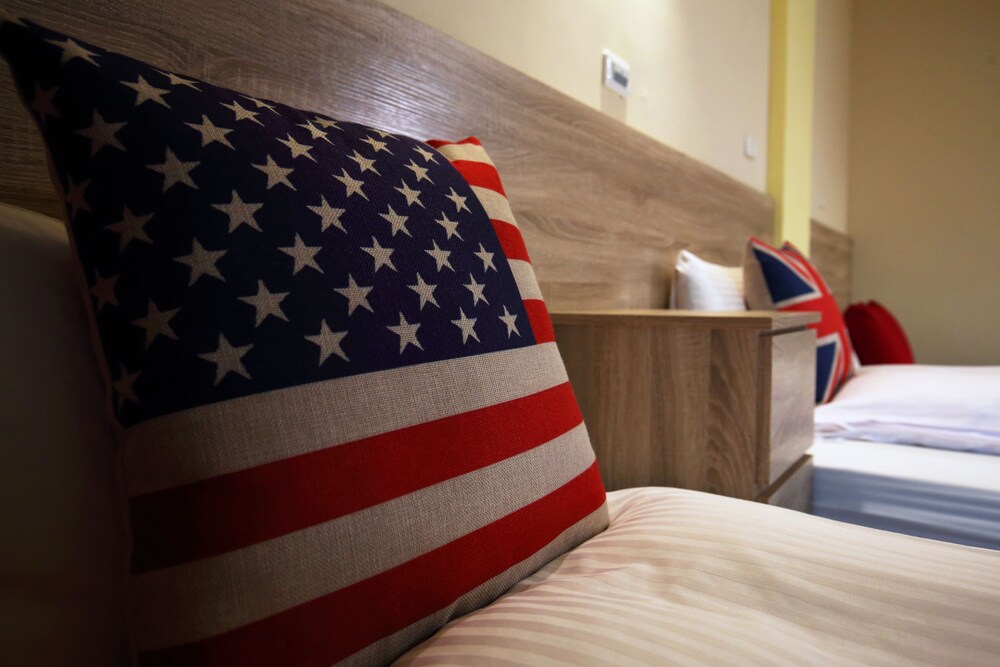 Corner House - Hostel