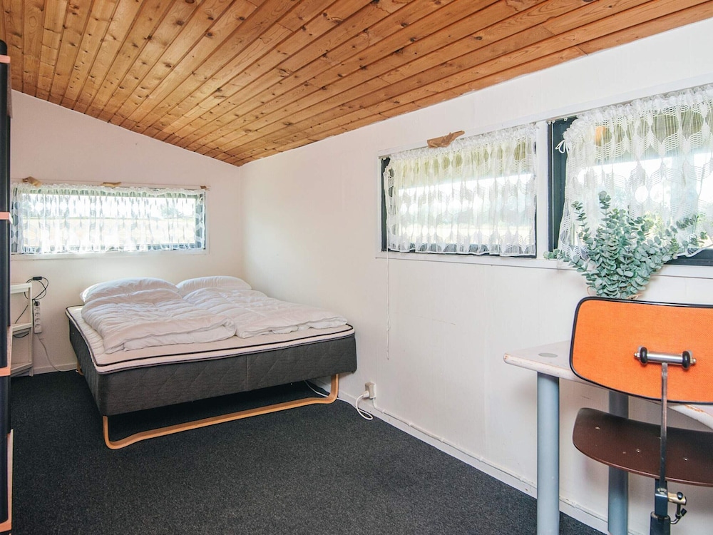 6 Person Holiday Home in Juelsminde