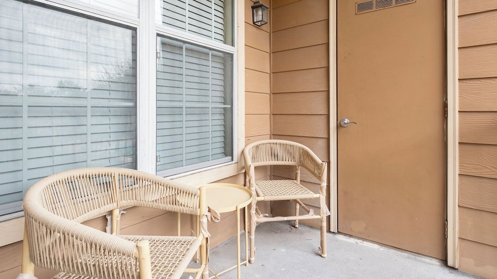 Landing Furnished Apartments Northwest Houston