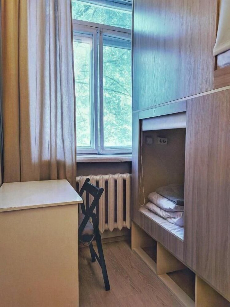 Capsule Hostel Yes
