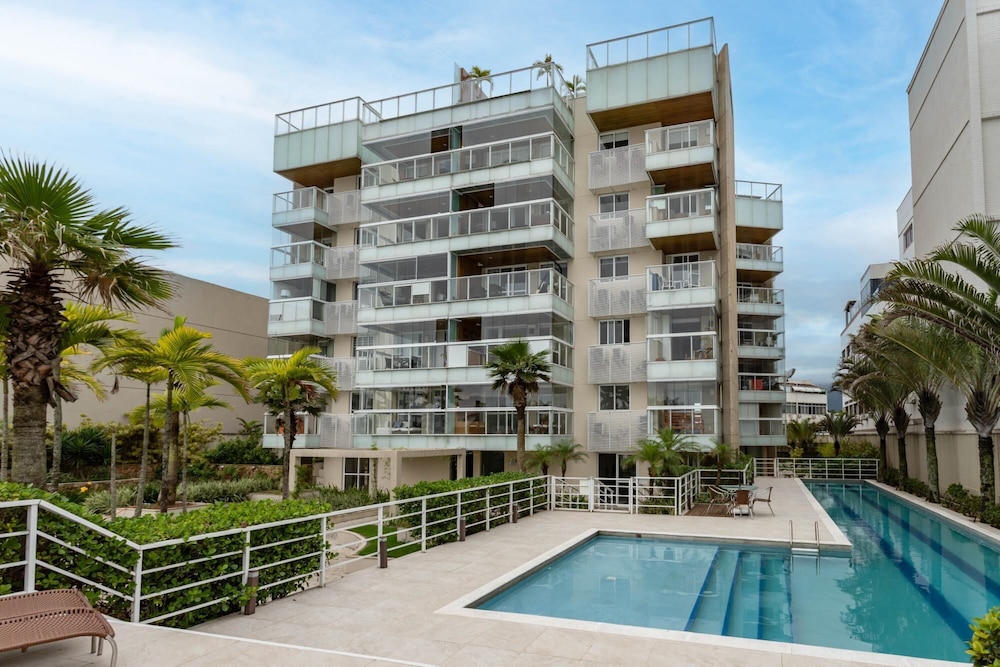 Luxury in Barra da Tijuca for Families Pp102 Z10