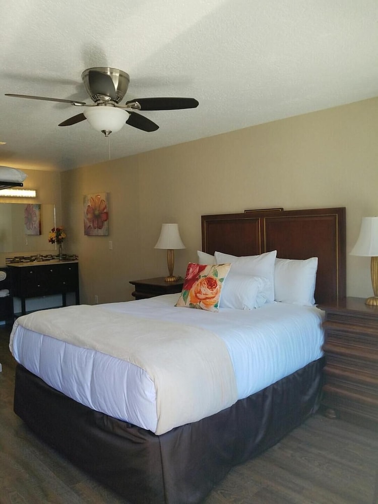 The Waldport Inn