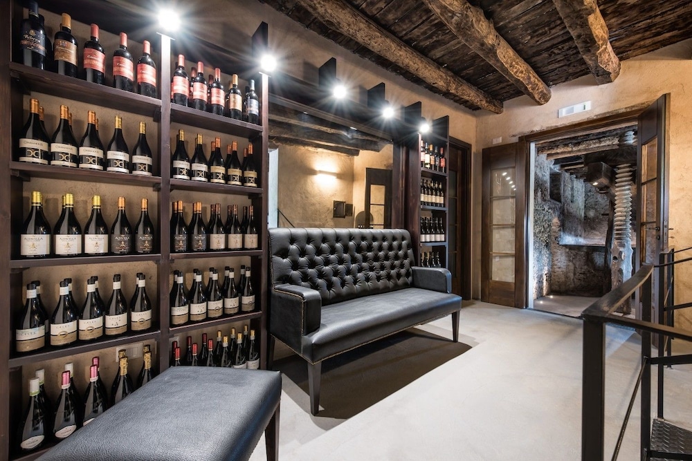Cavanera Etnea Resort & Wine Experience