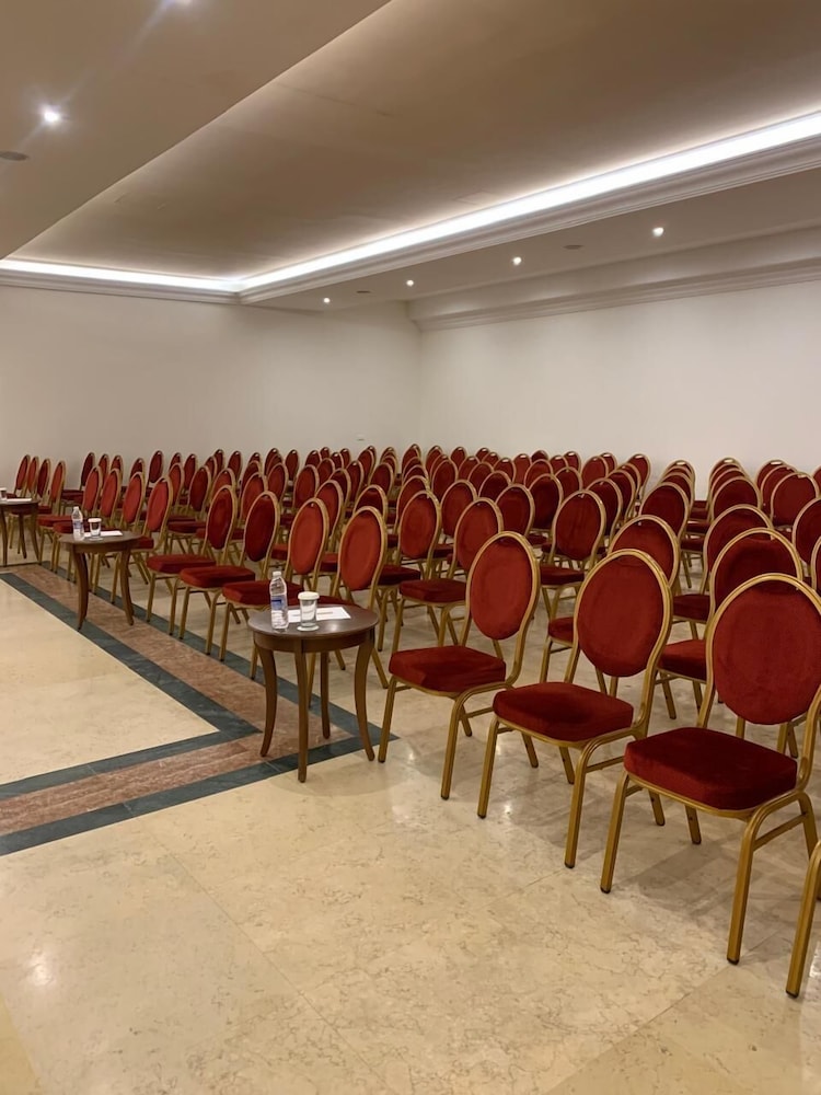 President Hotel