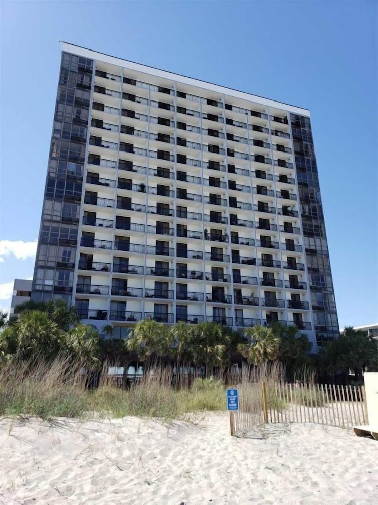 Sun N Sand 811 view 4