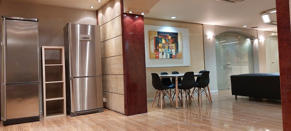 Deluxe apartment 12BD 6BATH