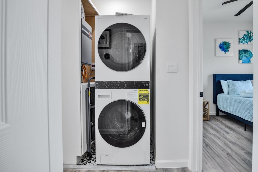 Newly Remodeled Home Minutes From Cruise Terminal
