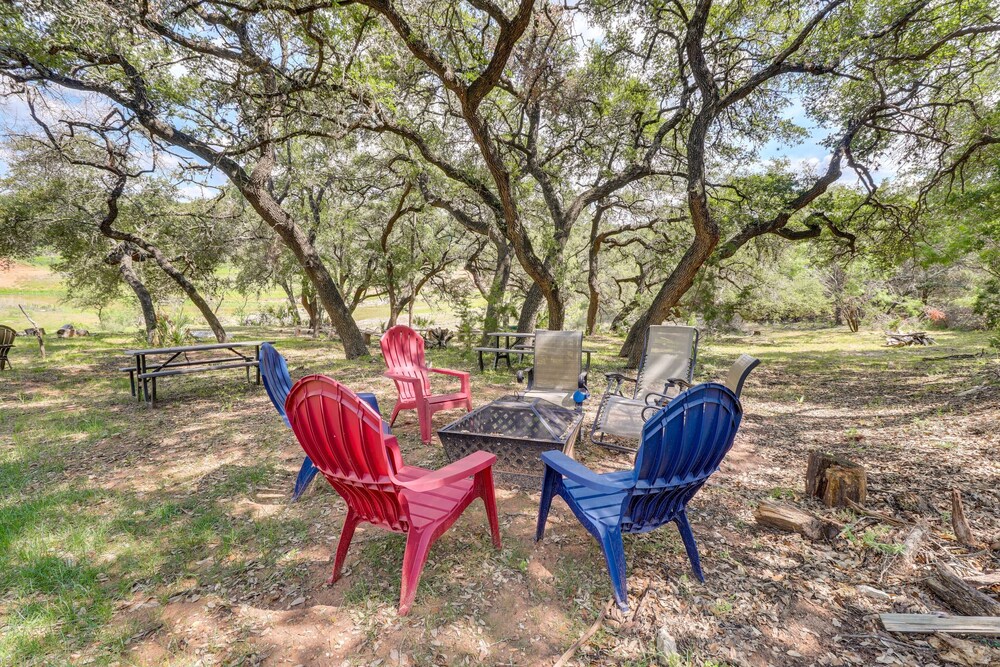 Waterfront Spicewood Home: Deck, Fire Pit Grill - Property Image 7