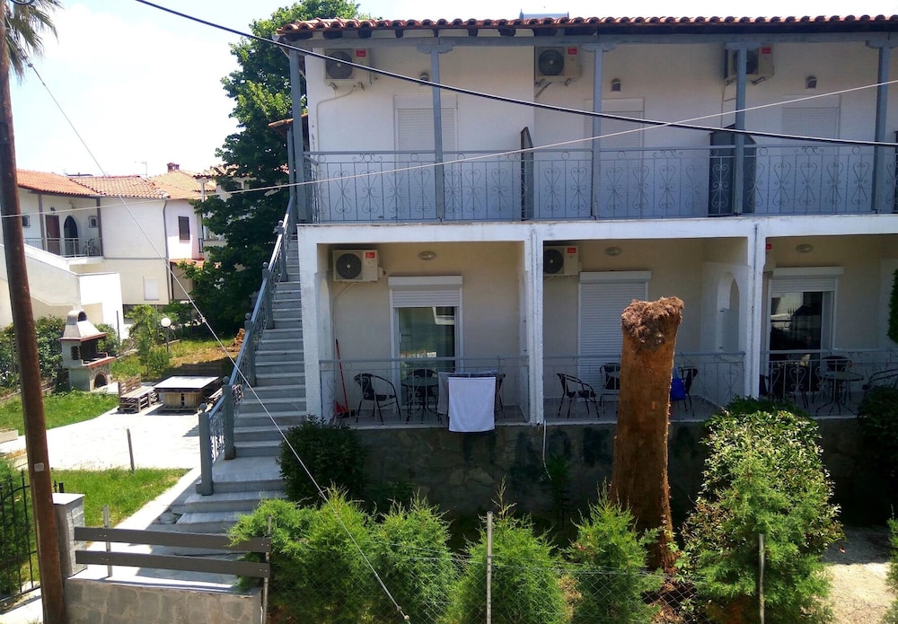 Photo 14