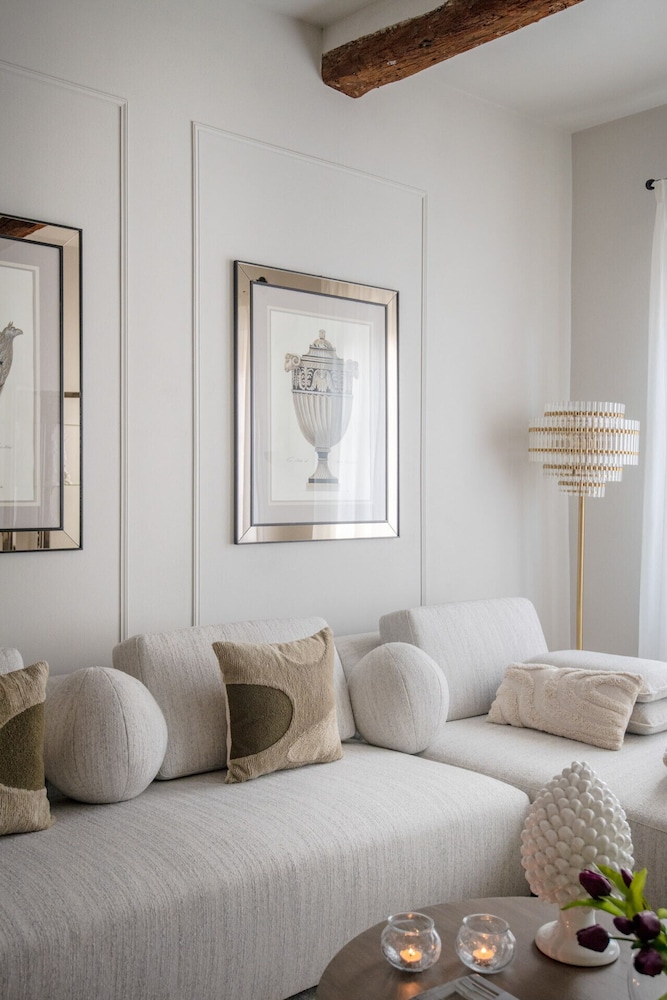 Casa Meg in Lucca With 3 Bedrooms and 2 Bathrooms