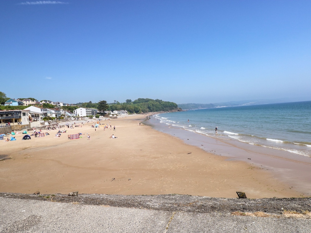 6 Coedrath Park - Swn y Mor