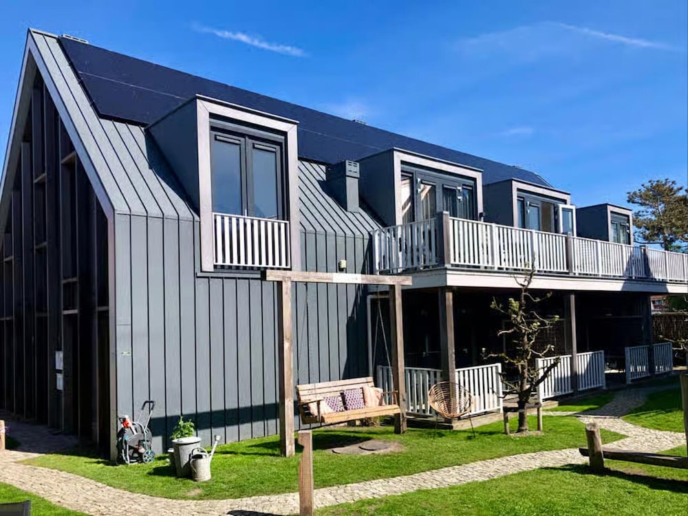 5-person Lodge With Private Balcony