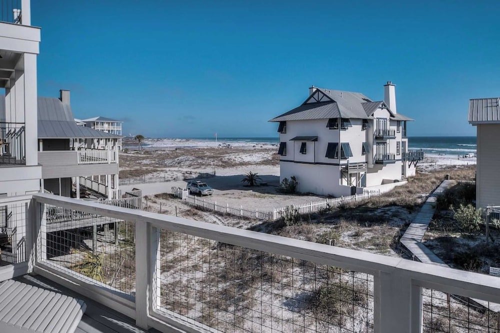 Stoked by Avantstay Gulf View, Steps to the Beach