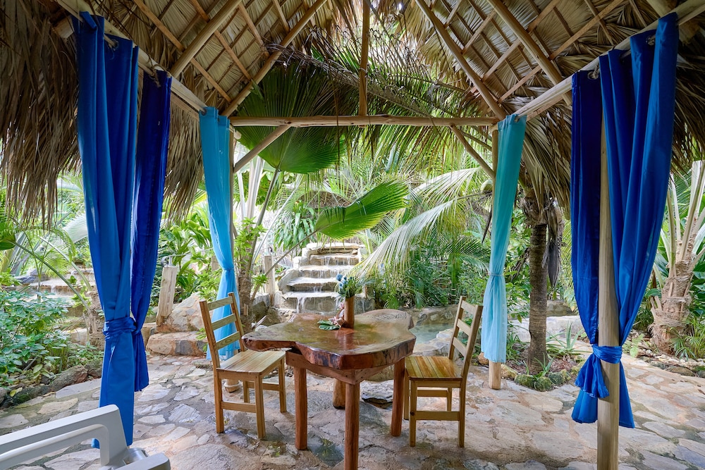CHALET TROPICAL Hotel & Restaurant-Pizzeria