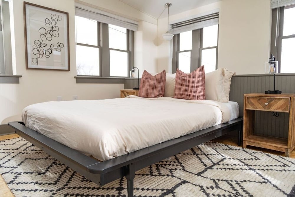 Luxury Multi-unit Historic Building Near Downtown