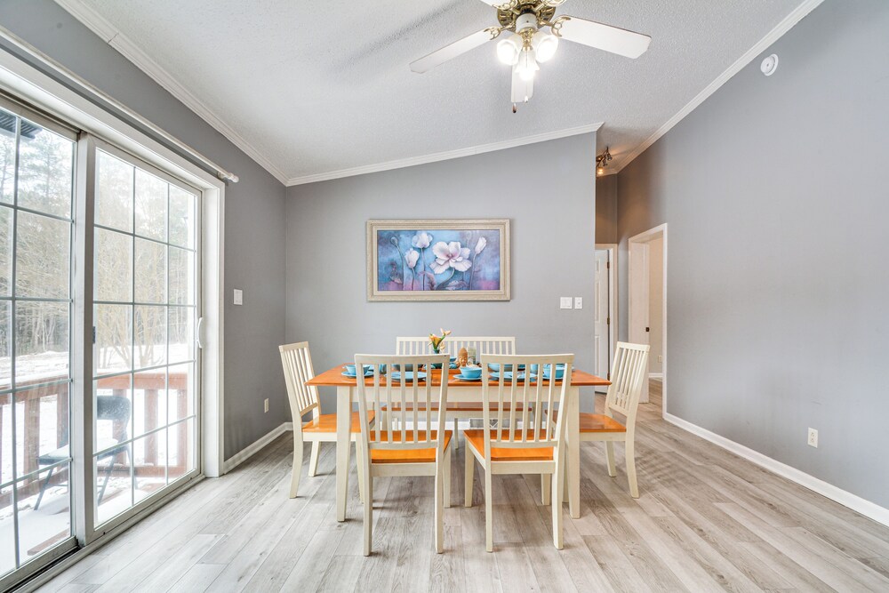 8 Mi to Jordan Lake: Spacious New Hill Home