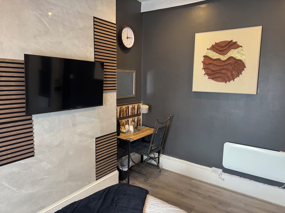 Aimi Residence