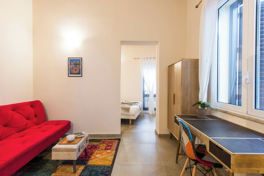 Santa Cecilia Luxury Apartments by Wonderful Italy view 2