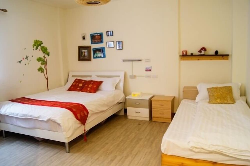 Ding Ding B & B