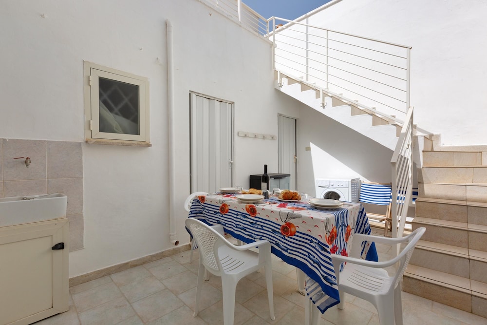 3550 Casa Cleopatra by Barbarhouse view 4