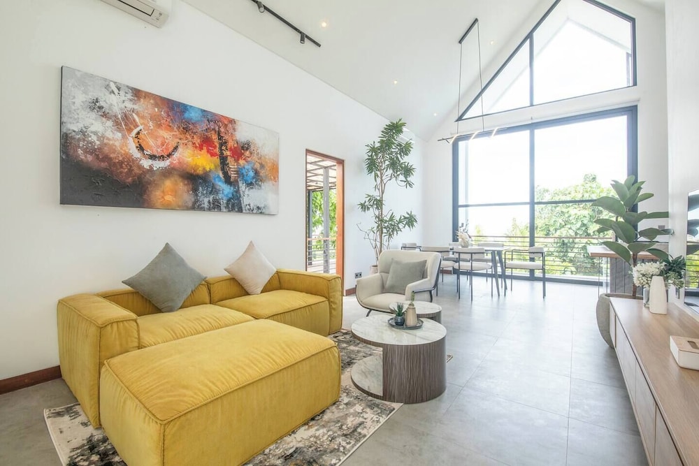 Elegant Villa Sinara 2BR With Sea View