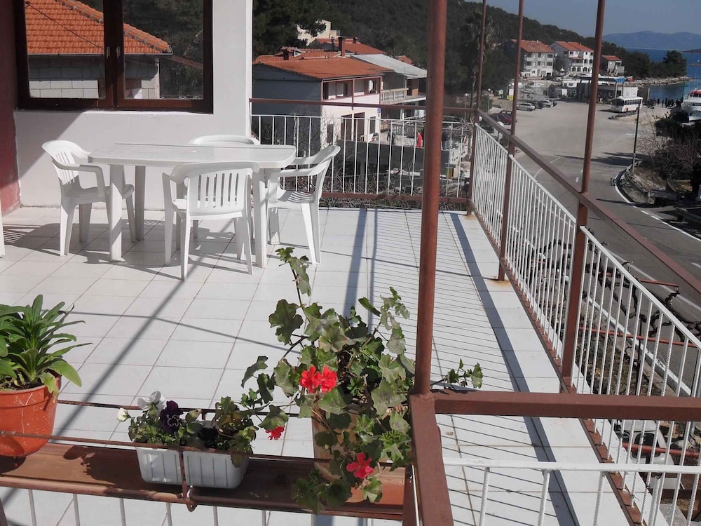 Apartments in Zaglav/insel Dugi Otok 6297 view 2