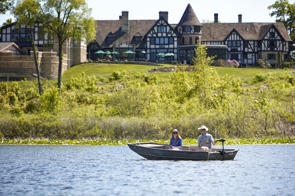 Punderson Manor Lodge and Conference Center