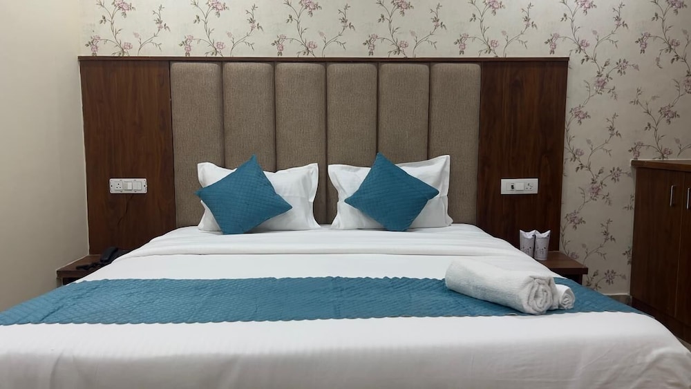 Aries Inn
