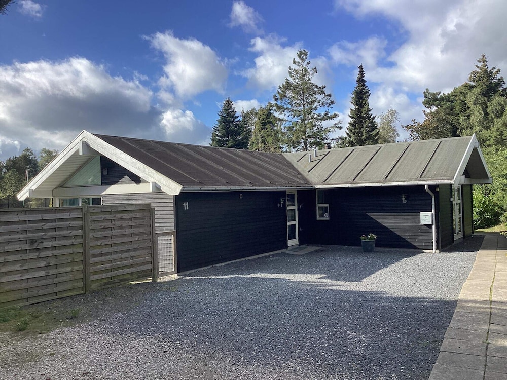 4 Star Holiday Home in Vaeggerlose
