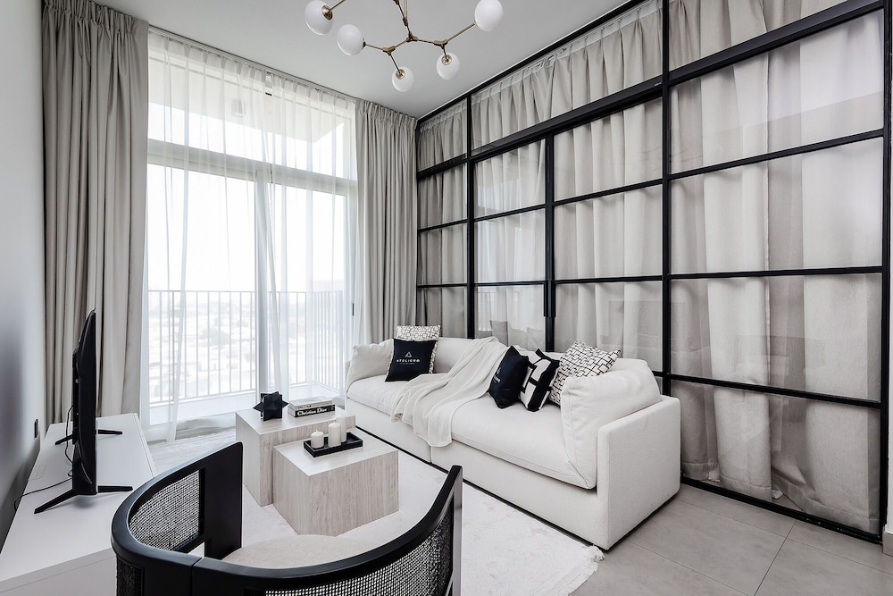 Deluxe 2BR Apartments at Socio