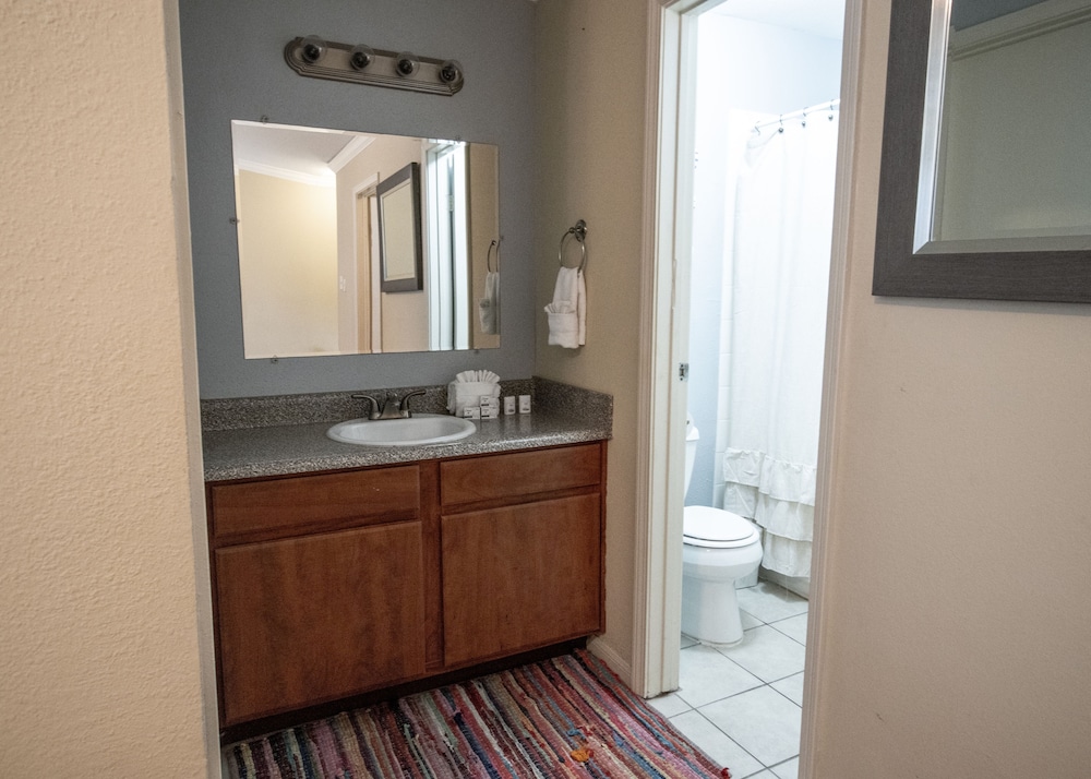 Cove View Condominiums