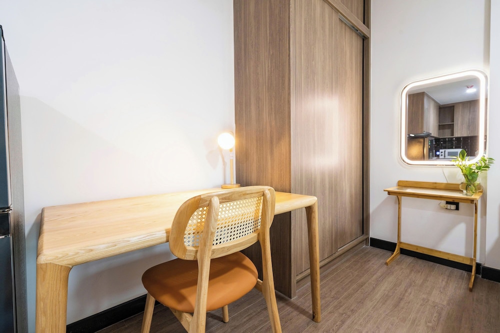 Luxury Vela Luxe - De La Sol Sai Gon