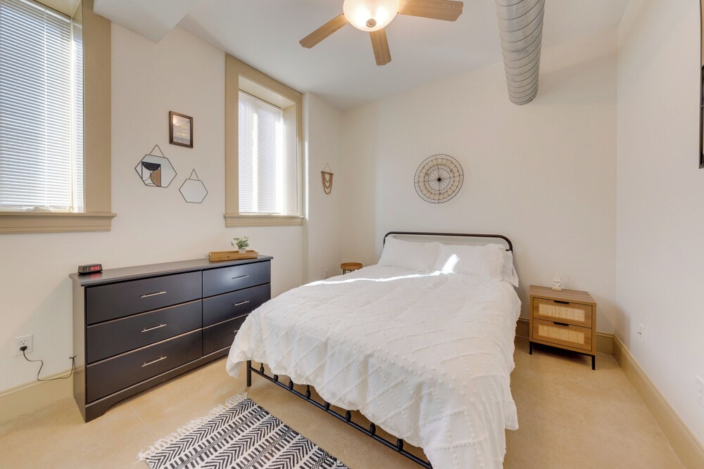 Cozy St Louis Apartment < 4 Mi to Downtown! view 3