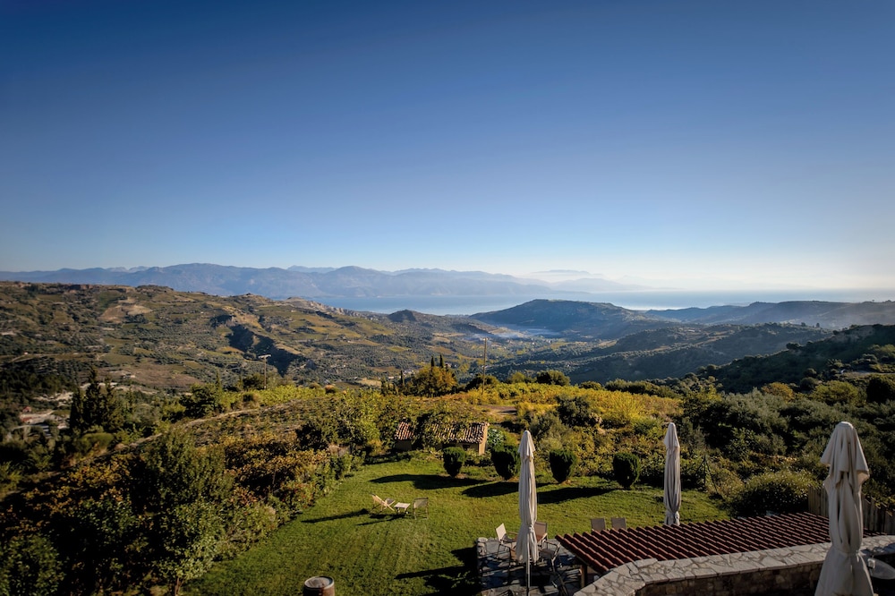 Gero-fotis Guesthouse - Upper Floor Superb View