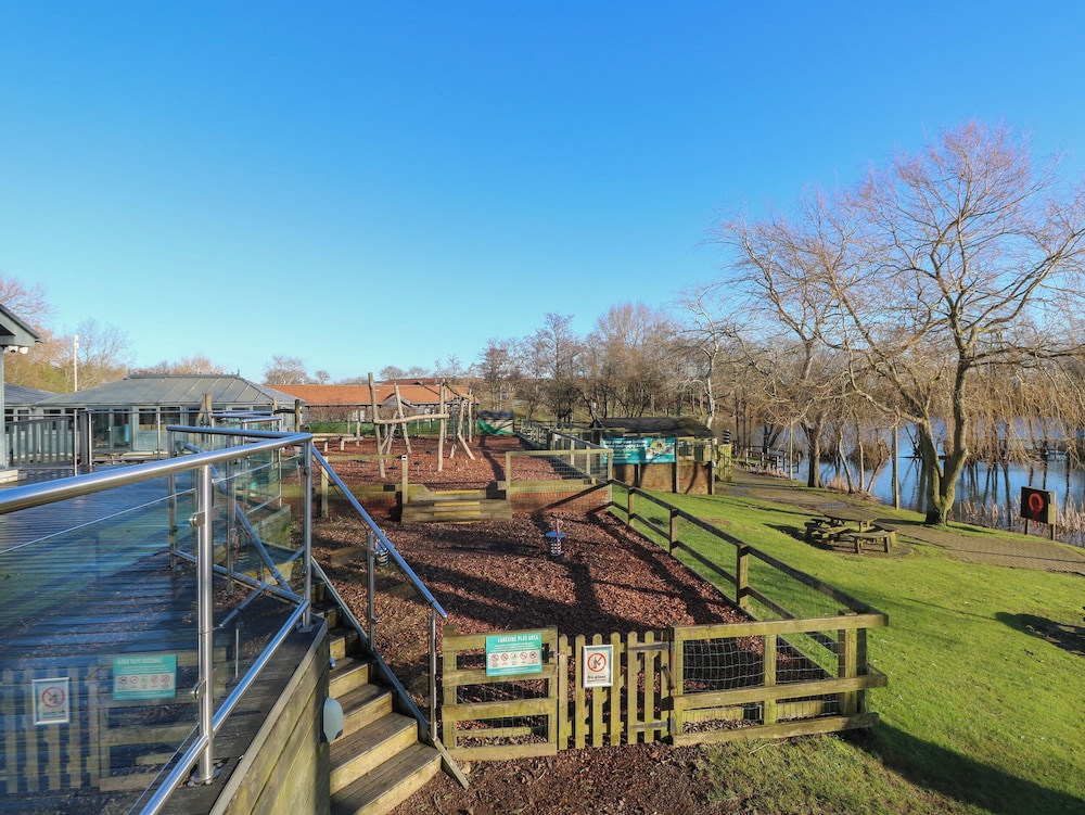Rookley Lake Cottage