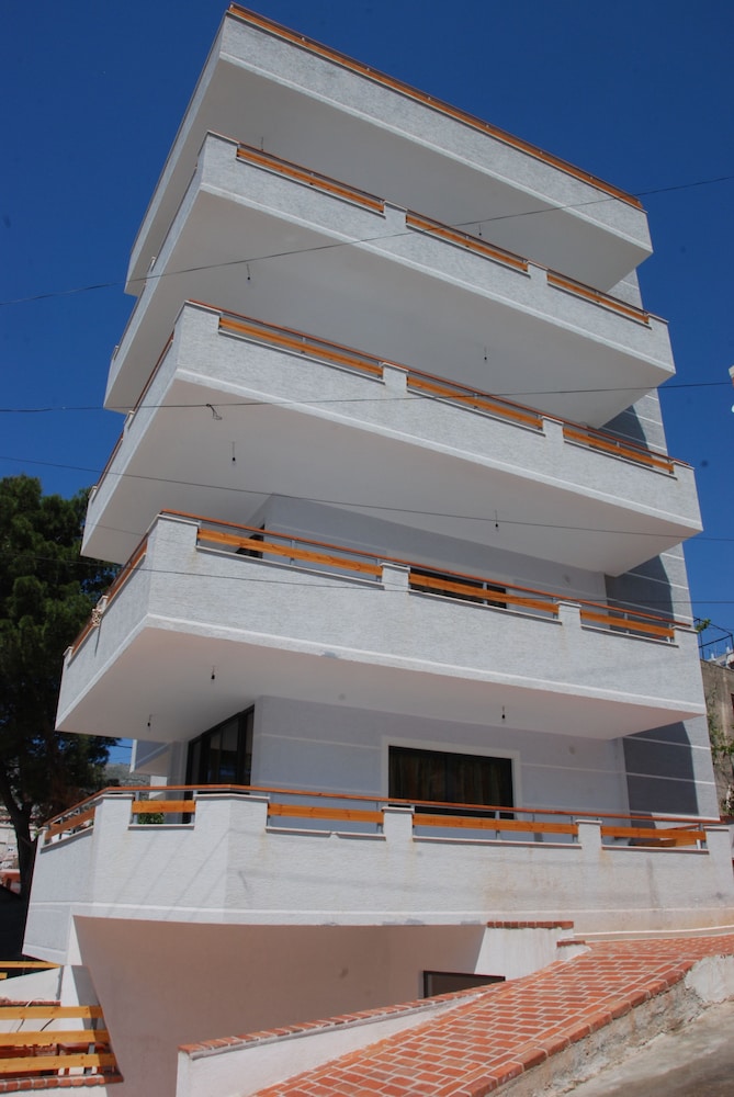 Sunset Hostel