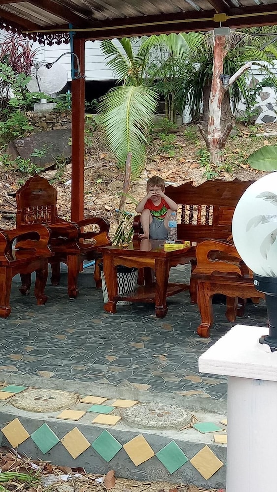 Comon Bungalow - Hostel