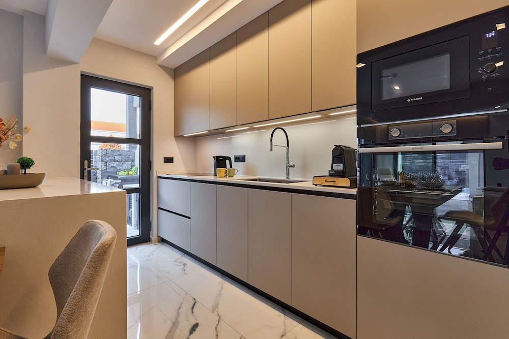Grey Stones Villa by Estia
