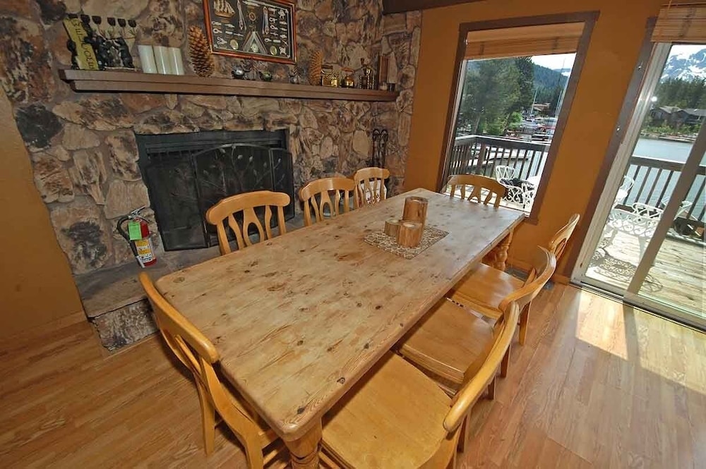 584 Alpine Drive 4 Bedroom Home