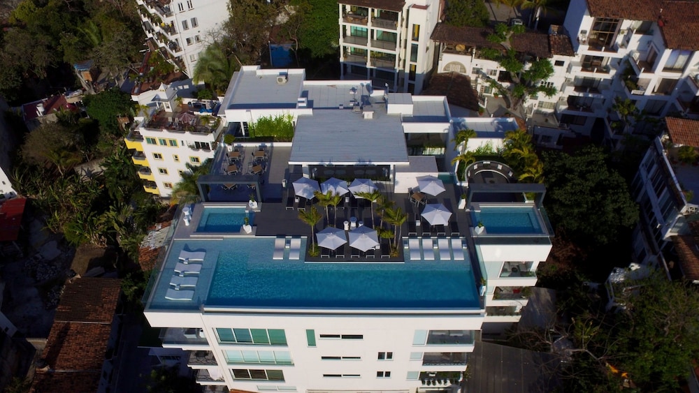 D Terrace Luxury Residences