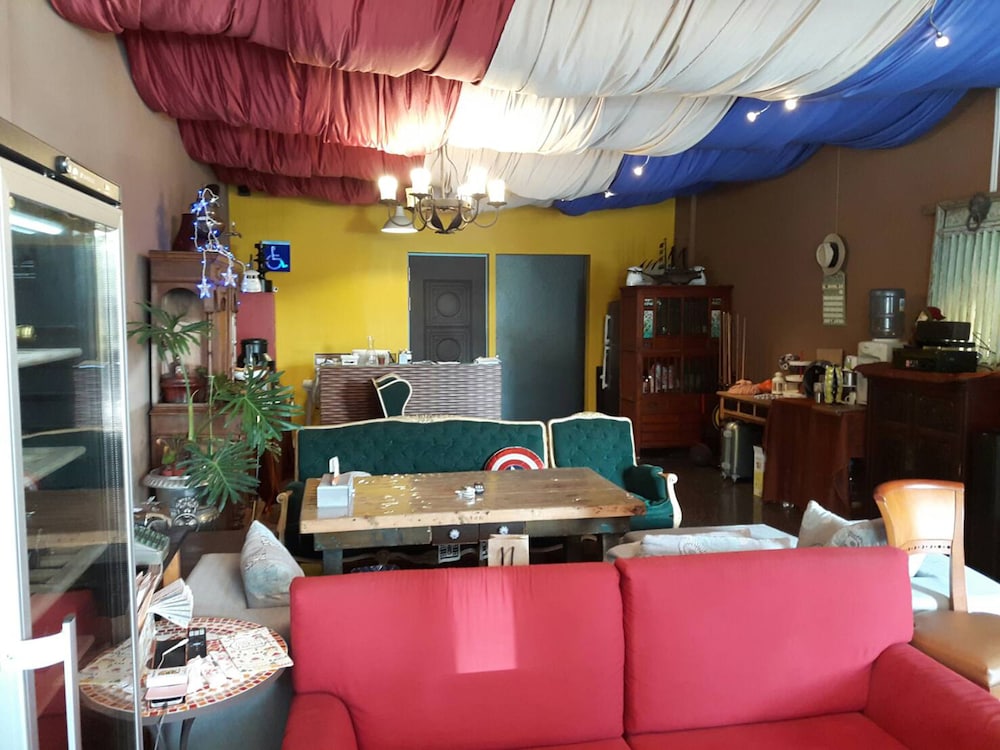 lounge