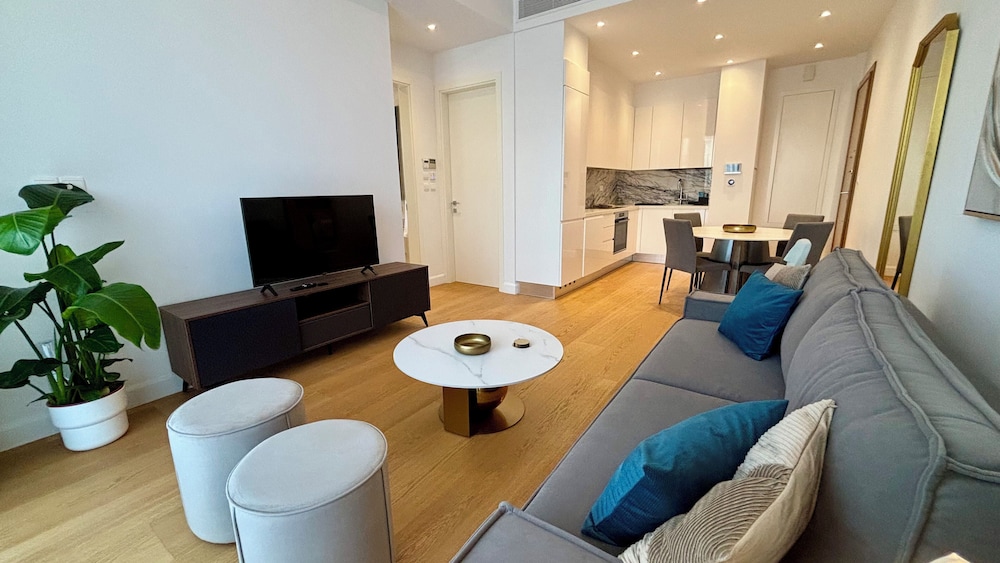 Limassol Vacations - Oxford House Apt by TrulyCyprus - Property Image 14